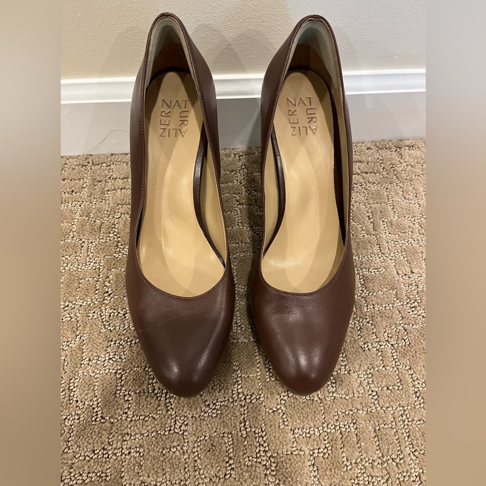 Naturalizer Brown Leather Heels Size 9 - Picture 3 of 6
